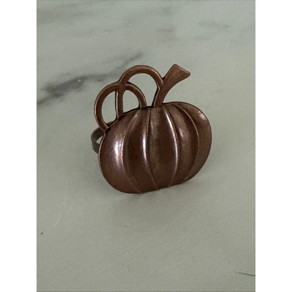 Halloween Pumpkin Thanksgiving Napkin Rings Metal Pumpkin Ring Holders Lot of 10